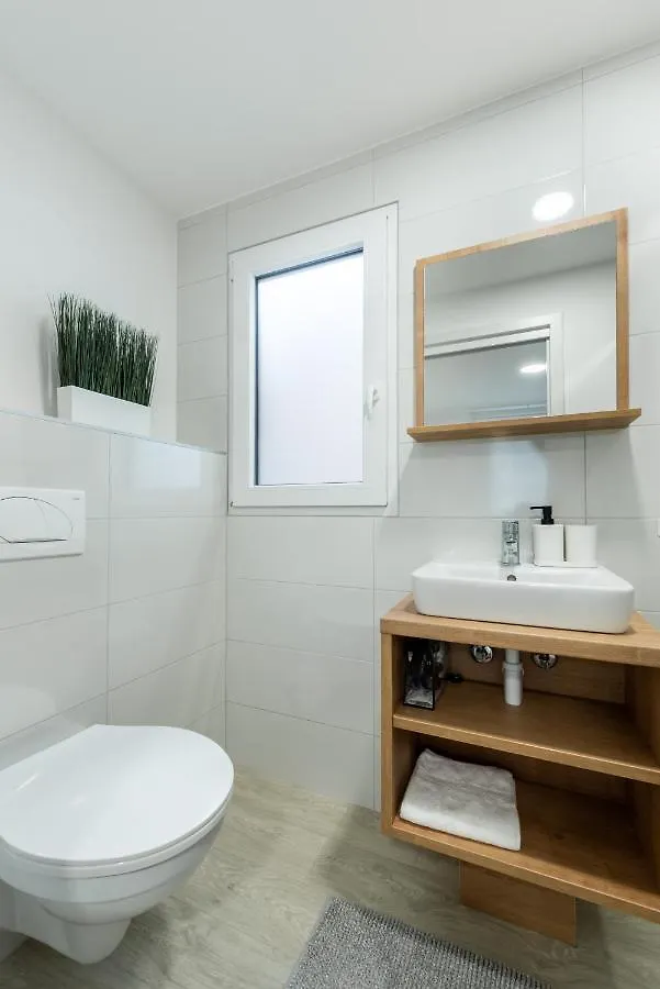 Luxury Mobile Home Pretty Green - Premium - Oaza Mira Resort -50 M From The Beach Drage